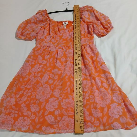 NWT Jessica Simpson Large Half Flutter-sleeve square smocked back v front dress - Picture 12 of 12